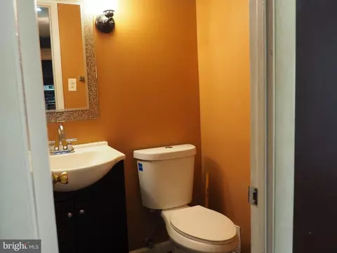 8313 Montpelier Dr, Laurel, MD 20708 photo 13
