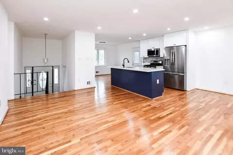 Living - 8903 Walkerton Dr, Lanham, MD 20706 photo 2 of 9
