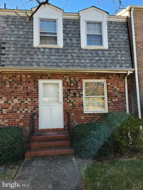89 Watkins Park Dr #45, Marlboro, MD 20774