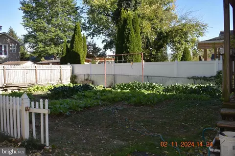 323 Gorman Ave, Laurel, MD 20707 photo 2