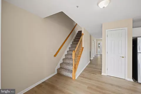 Entry Way - 7409 Sandy Spring Rd, Laurel, MD 20707 photo 2 of 5