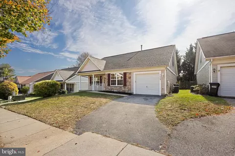 Exterior - 7409 Sandy Spring Rd, Laurel, MD 20707 photo 5 of 5