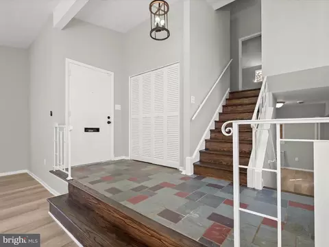 Entry Way - 7209 Martins Ct, Lanham, MD 20706 photo 2 of 4