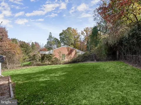 Exterior - 7209 Martins Ct, Lanham, MD 20706 photo 5 of 10