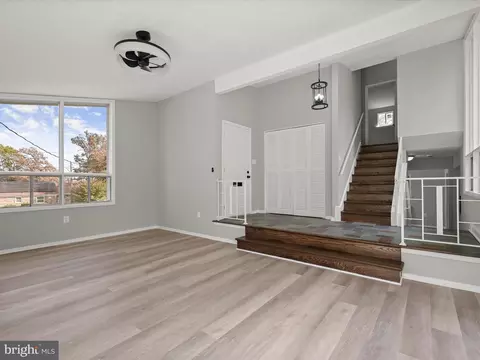 Living - 7209 Martins Ct, Lanham, MD 20706 photo 5 of 16