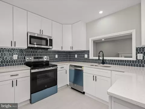 Kitchen - 7209 Martins Ct, Lanham, MD 20706 photo 3 of 4