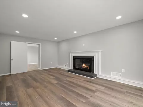 Living - 7209 Martins Ct, Lanham, MD 20706 photo 8 of 16