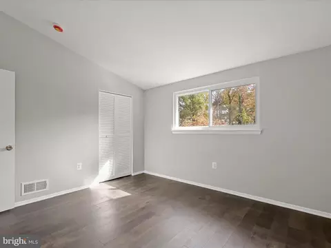 Bedroom - 7209 Martins Ct, Lanham, MD 20706 photo 4 of 5