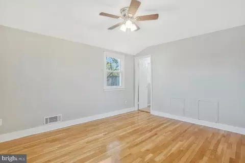 Entry Way - 6713 Longridge Dr, Lanham, MD 20706 photo 3 of 4