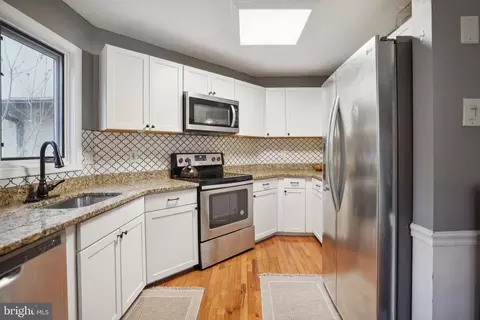 Kitchen - 3111 Courtside Rd, Bowie, MD 20721 photo 3 of 5