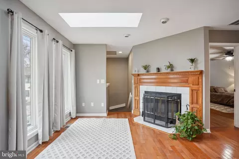 Living - 3111 Courtside Rd, Bowie, MD 20721 photo 5 of 7