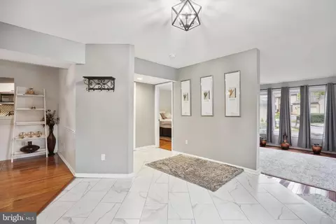 Entry Way - 3111 Courtside Rd, Bowie, MD 20721 photo 2 of 7