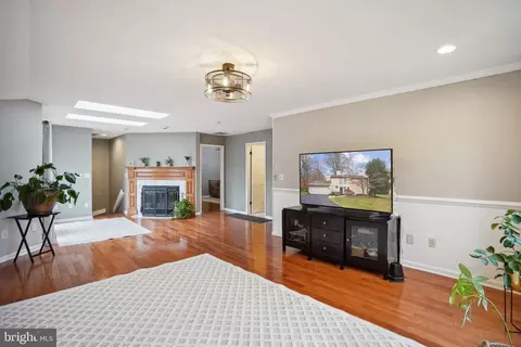 Living - 3111 Courtside Rd, Bowie, MD 20721 photo 4 of 7