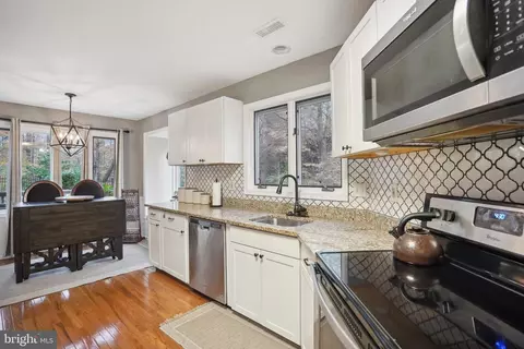 Kitchen - 3111 Courtside Rd, Bowie, MD 20721 photo 4 of 5