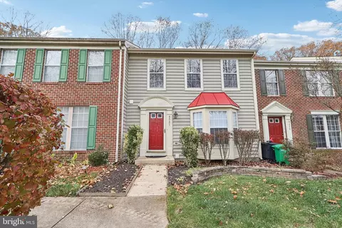 8521 Paragon Ct, Marlboro, MD 20772