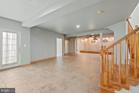 7621 Cypress St, Laurel, MD 20707 photo 40