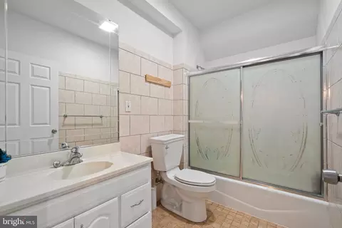 7621 Cypress St, Laurel, MD 20707 photo 46