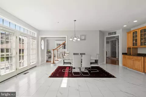 7621 Cypress St, Laurel, MD 20707 photo 15