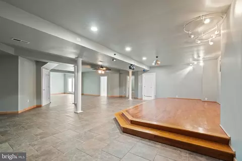 7621 Cypress St, Laurel, MD 20707 photo 41