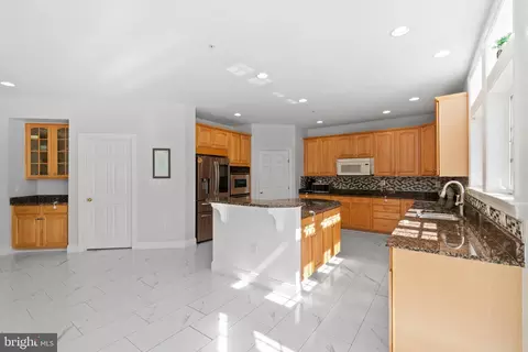7621 Cypress St, Laurel, MD 20707 photo 18