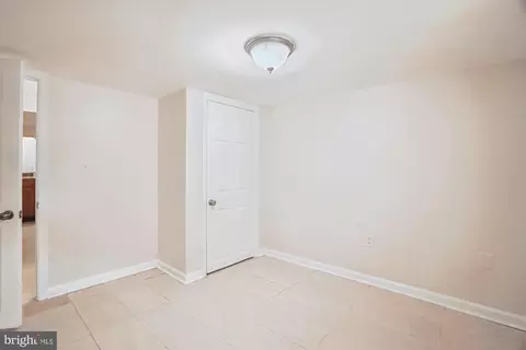 Bedroom - 9121 Lanham Severn Rd, Lanham, MD 20706 photo 8 of 10