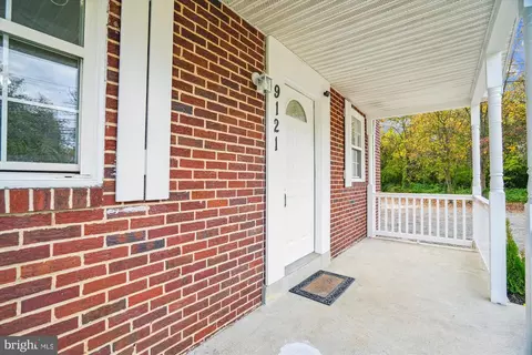 Exterior - 9121 Lanham Severn Rd, Lanham, MD 20706 photo 5 of 10