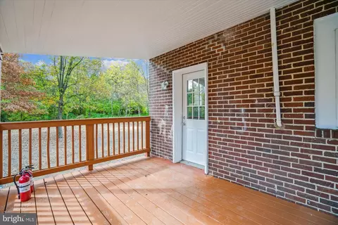 Exterior - 9121 Lanham Severn Rd, Lanham, MD 20706 photo 8 of 10