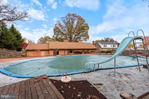Exterior - 7107 Kempton Rd, Lanham, MD 20706 photo 4 of 7