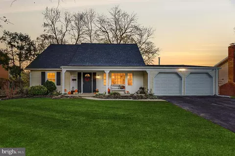 1300 Port Echo Ln, Bowie, MD 20716