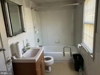 5111 Spring Dr, Marlboro, MD 20772 photo 16