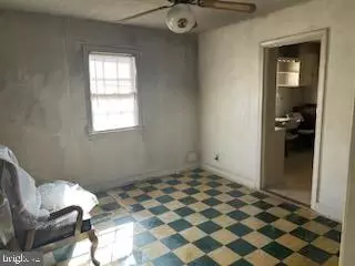 5111 Spring Dr, Marlboro, MD 20772 photo 15