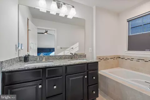 Entry Way - 731 Sky Bridge Dr, Marlboro, MD 20774 photo 9 of 11