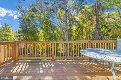 7609 Brooklyn Bridge Rd, Laurel, MD 20707 photo 9