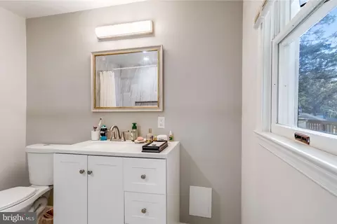 7609 Brooklyn Bridge Rd, Laurel, MD 20707 photo 25