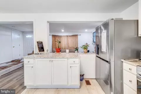 7609 Brooklyn Bridge Rd, Laurel, MD 20707 photo 21