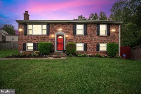 5913 Sylvia Ct, Clinton, MD 20735