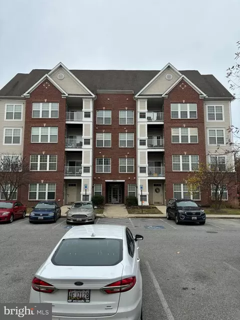 2801 Forest Run Dr #1-204, District Heights, MD 20747