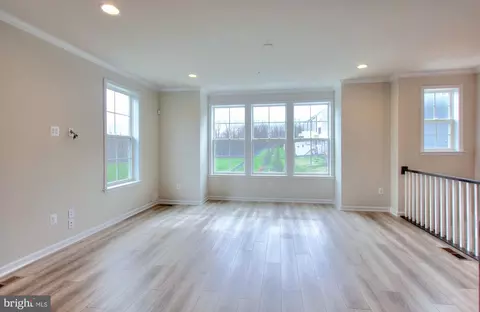 1000 Overlook Way, Laurel, MD 20707 photo 3