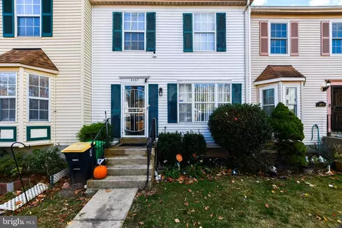 4067 Silver Park Ter, Suitland, MD 20746