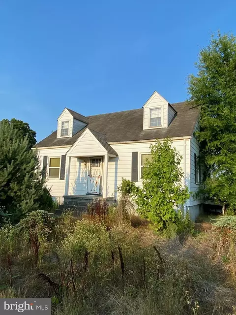 8808 Oxon Hill Rd, Fort Washington, MD 20744