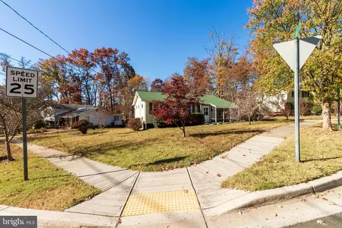101 White Birch Ct, Greenbelt, MD 20770