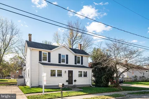 13205 10th St, Bowie, MD 20715