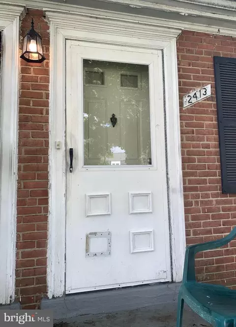 2413 Iverson St, Temple Hills, MD 20748