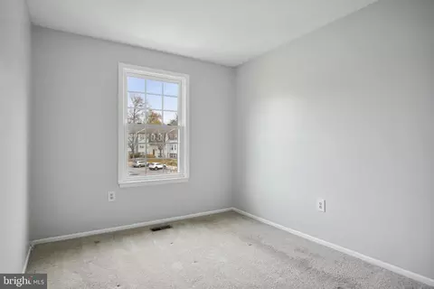 Bedroom - 7124 Cipriano Springs Dr, Lanham, MD 20706 photo 6 of 7