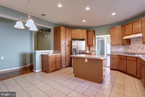 Kitchen - 7408 Forests Edge Ct, Laurel, MD 20707 photo 3 of 3