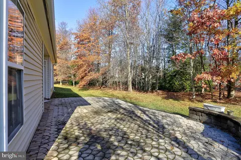 Exterior - 7408 Forests Edge Ct, Laurel, MD 20707 photo 7 of 8