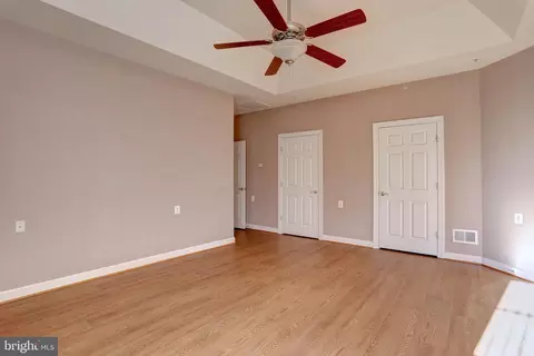 Entry Way - 7408 Forests Edge Ct, Laurel, MD 20707 photo 6 of 7
