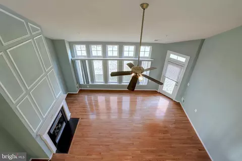 Living - 7408 Forests Edge Ct, Laurel, MD 20707 photo 7 of 7