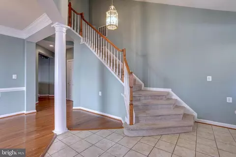 Entry Way - 7408 Forests Edge Ct, Laurel, MD 20707 photo 3 of 7
