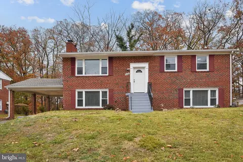 9106 Doris Dr, Fort Washington, MD 20744